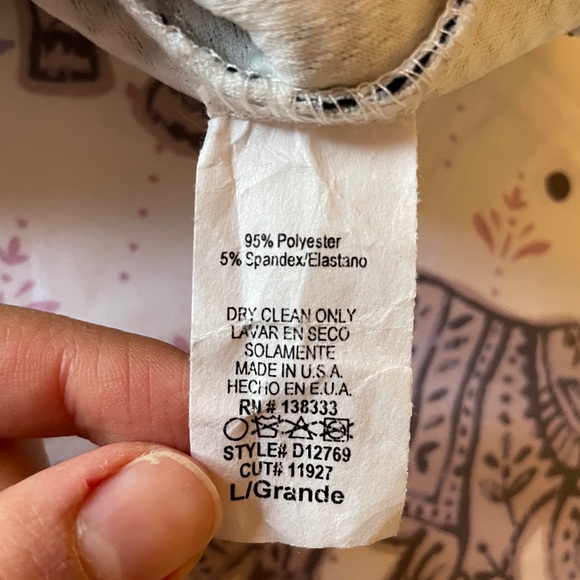 4/$25 | Strapless B&W body con dress - Picture 4 of 4